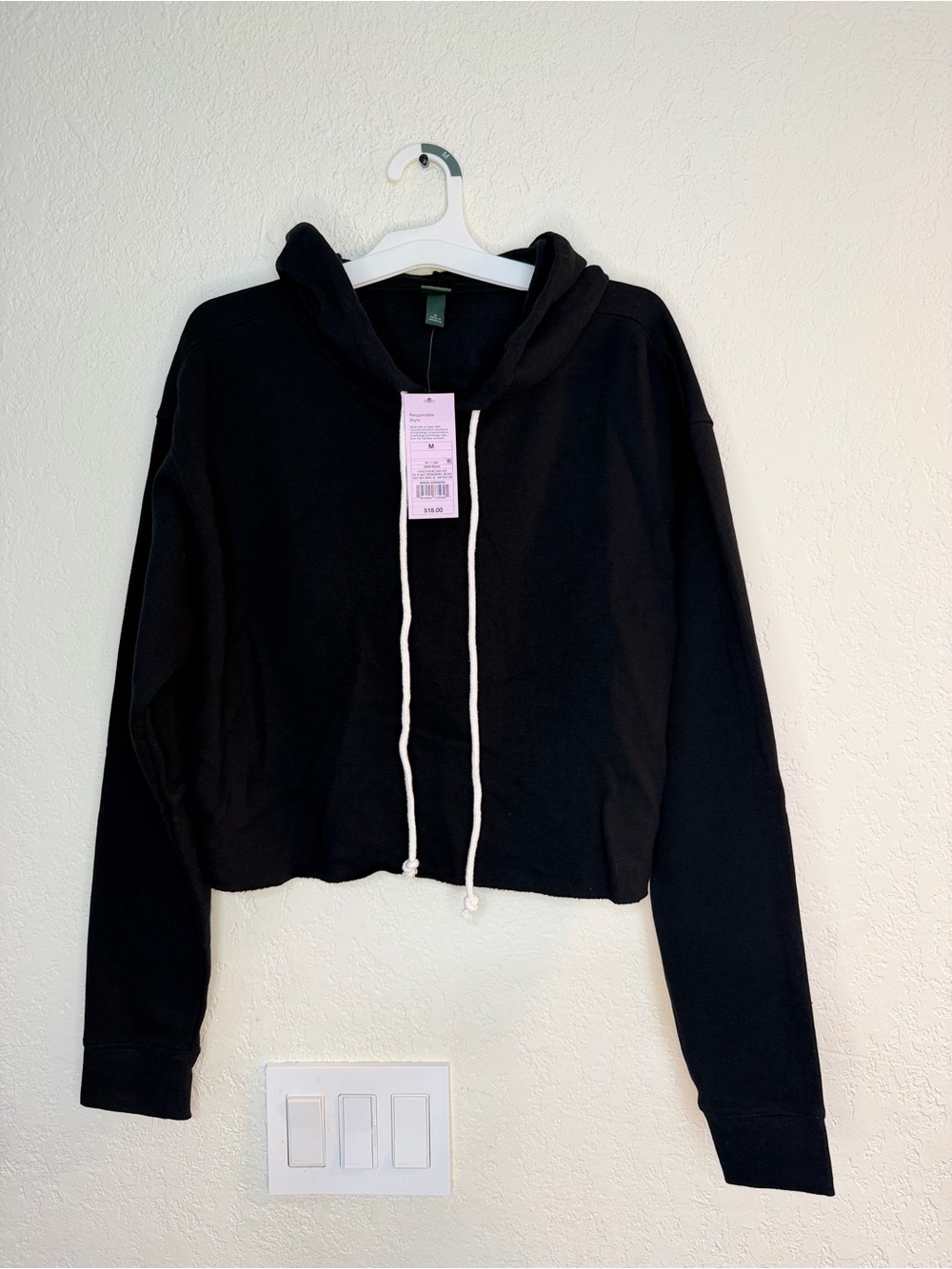 Wild Fable Cropped Hoodie Black